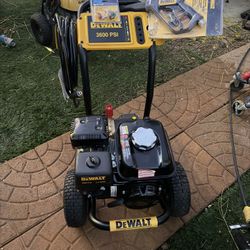 Dewalt 3600 Psi Pressure Washer 