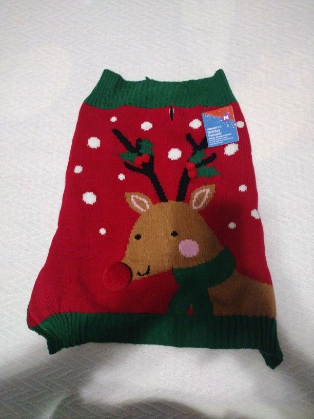 Medium Dog sweater New