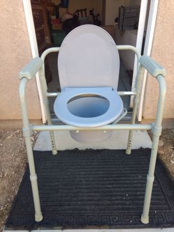 Portable toilet. Only used once. Like New