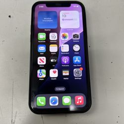 Apple iPhone 12 - 64GB - Black (Unlocked) A2172