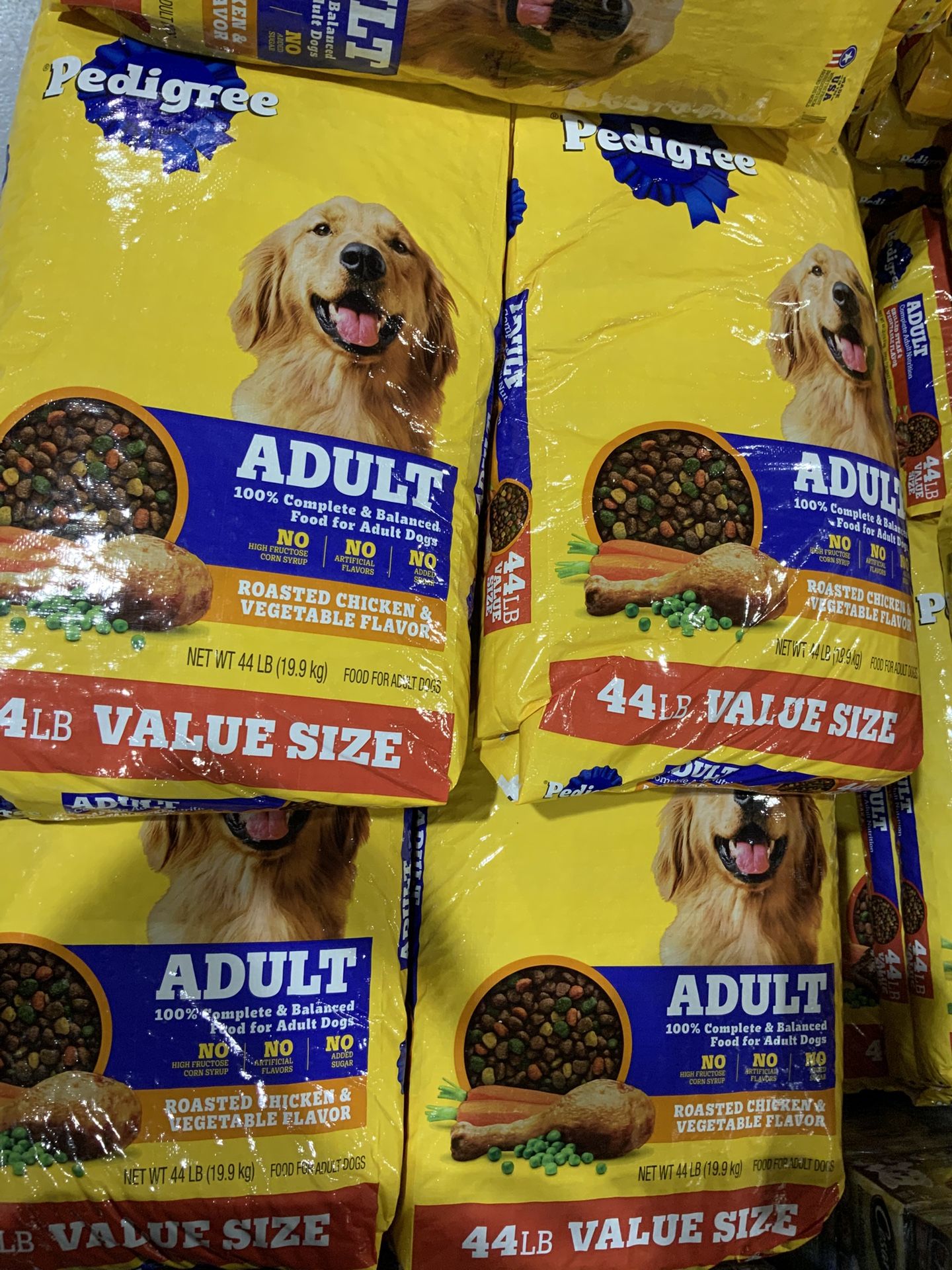 Pedigree Dog Food 44lb (roasted chicken & vegetable)
