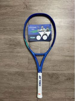 New Yonex Ezone 100L | Gripsize 4 1/4 | NWT