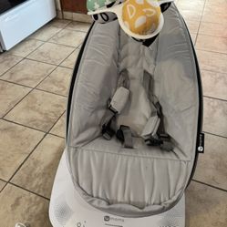 mamaRoo Multi-Motion Baby Swing