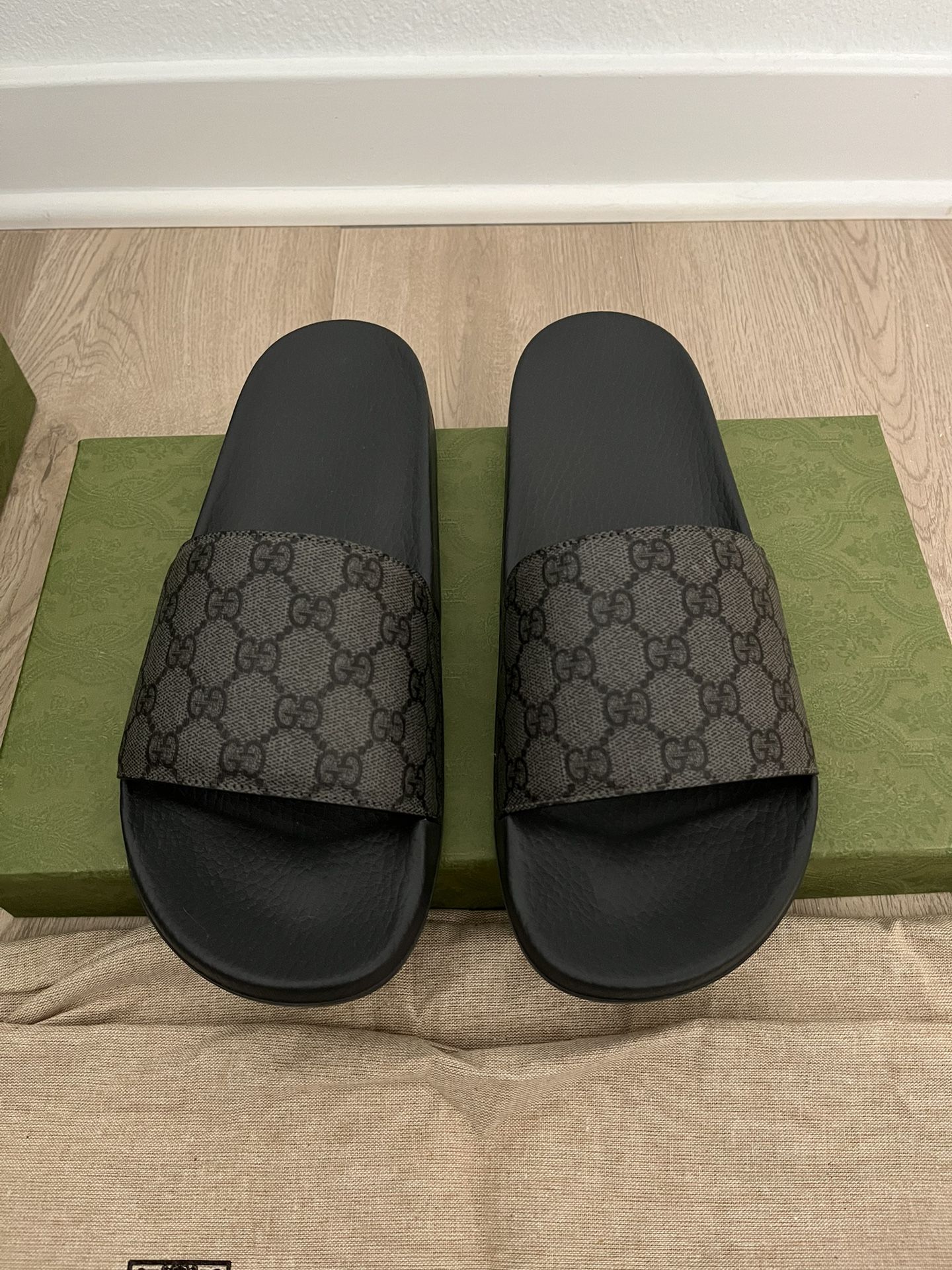 Men’s Gucci Slides