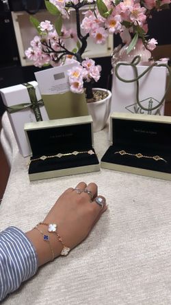 Bracelet