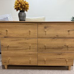 Brand new Dresser with 6 Drawers for Bedroom, Wooden Kids Dressers with Wide Chest of Drawers, Modern Closet Storage Organizer Furniture with Solid Wo