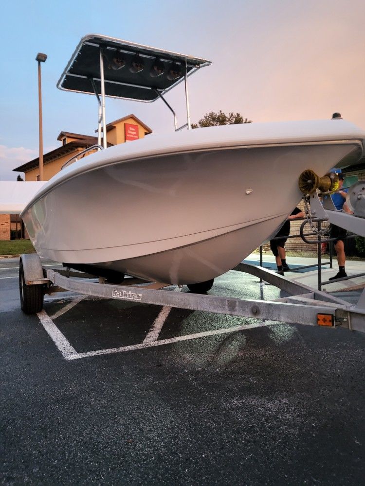 PROLINE CENTER CONSOLE