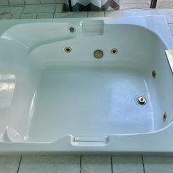 Jet Tub Excellent Condition $100