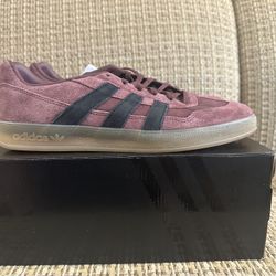 Adidas Aloha Super Shoes Men’s 10.5