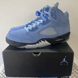Jordan Retro 5 University Blue Unc Size 8.5, 10, 11.5, 13