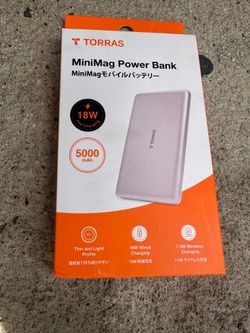 Pink iPhone 📱 power Bank. Magnetic