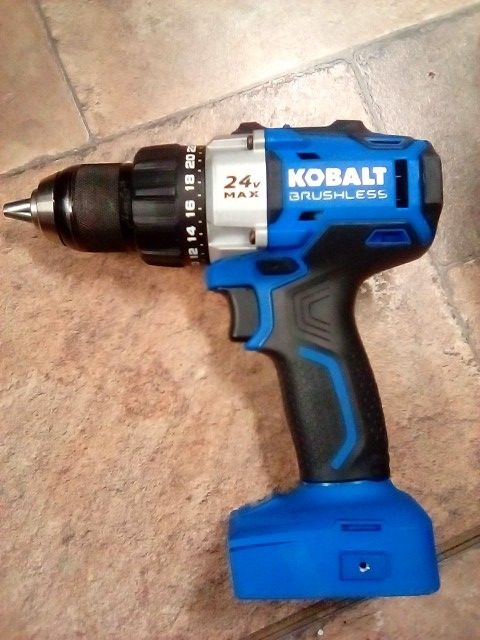 Kobalt Brushless Impact Driver 24 V