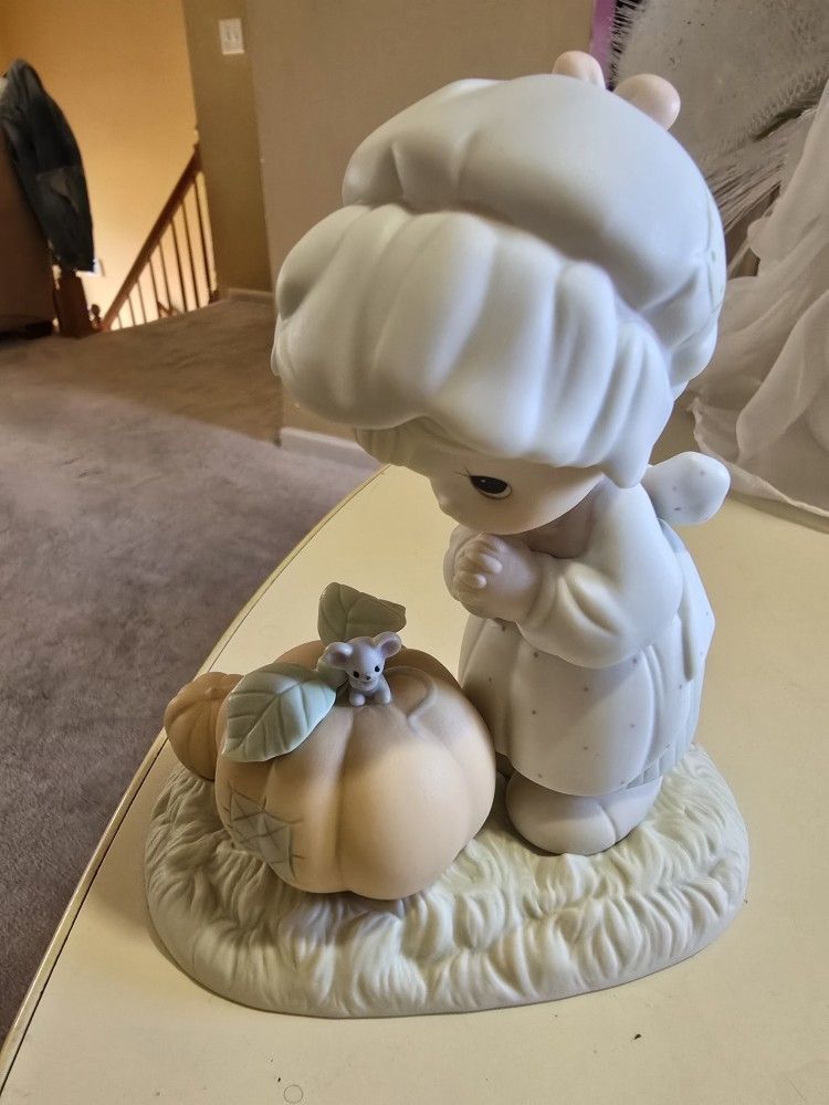 PRECIOUS MOMENTS 1988 PUMPKIN FIGURINE 