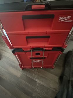 Milwaukee pack out