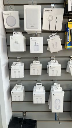 Apple iPhone Accessories 