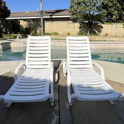 Chaise Lounge Chairs