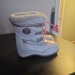 Snow Boots 