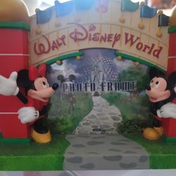 Mickey And Minnie Walt Disney World 3d Picture Frame