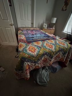 Twin size bed set