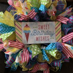 Sweet Birthday Wishes Wreath! 