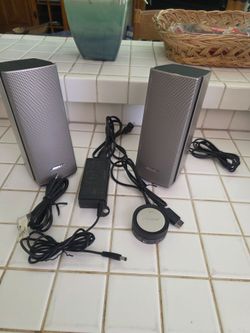 Desktop Bose Speakers