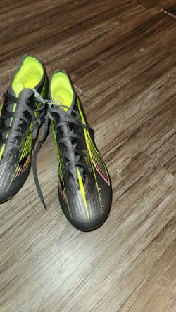 Puma ultra soccer cleats