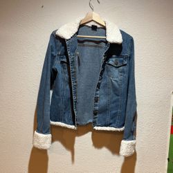 Blue Jean Jacket W Fur Collar & Sleeves