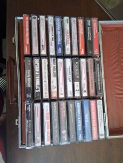 Casettes For Sale 70s 80s 90s diff genres  including spanish