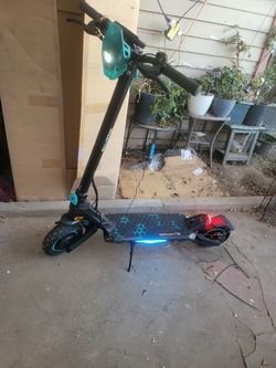 G2 Pro Dual Motor 35mph Electric Scooter