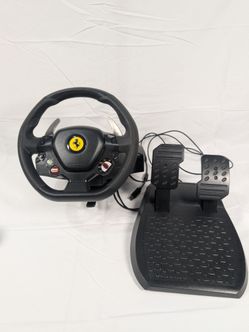 Thrustmaster Ferrari 458 Racing Wheel with pedals: