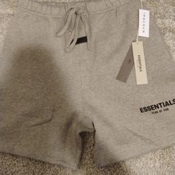 Essentials Shorts