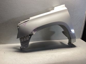 CADILLAC ESCALADE 2015-2020 FRONT LEFT DRIVER SIDE FENDER BLACK OEM