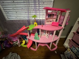 Barbie House With Pool Only 