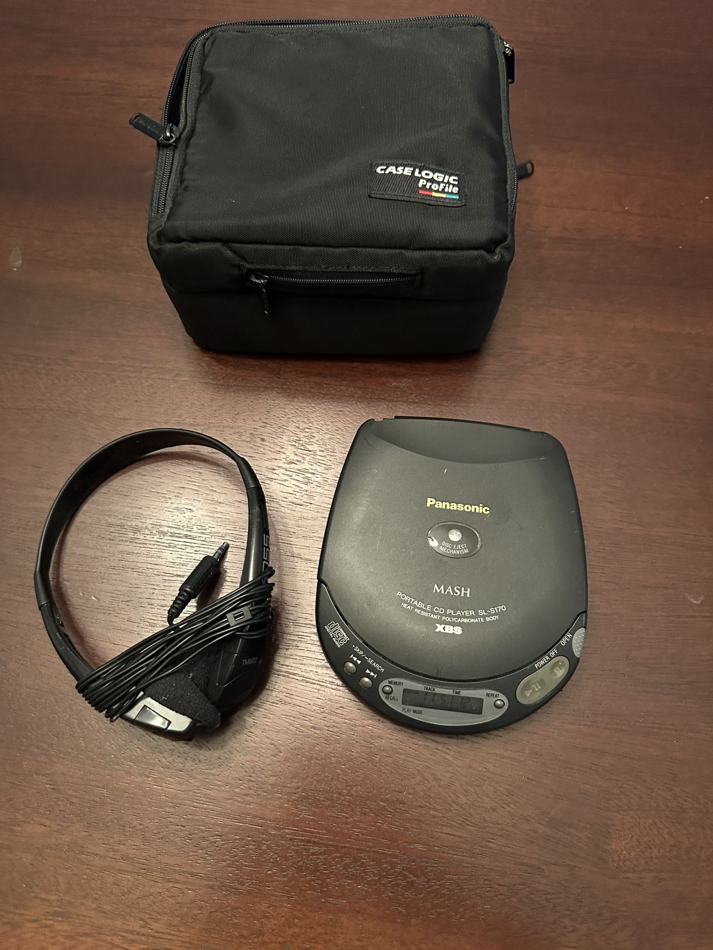 Portable CD Player Panasonic Mash SL-S170 MASH XBS Black 1994 In Box W Extras