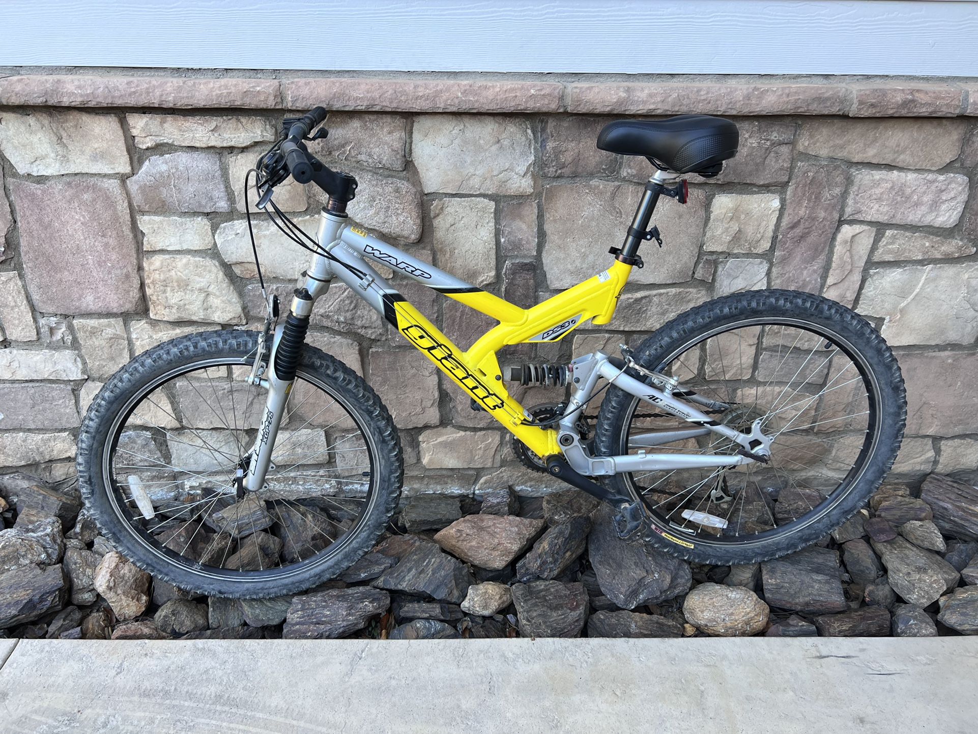 Giant DS3 Warp Mountain Bike Bicycle for Sale in Tempe, AZ OfferUp