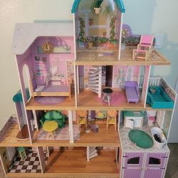 4 Story Doll House 