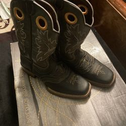 Like New Boots For Men