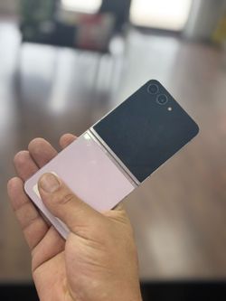 Samsung Z flip 5 256gb unlocked
