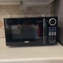 Counter Microwave