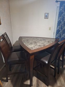 Dining Table Set