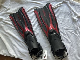 Men’s TUSA (New) Never Used Size M 7-10