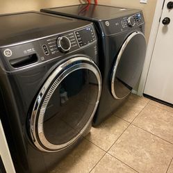 GE Washer 4.8 cu. ft. Dryer 7.8 cu. ft.
