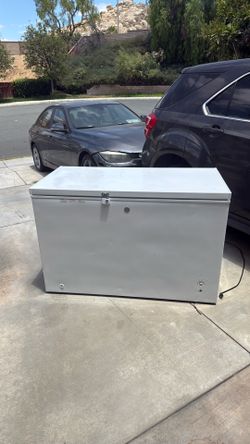 Deep freezer
