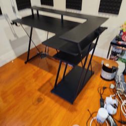 47-inch L-Shape Desk with LED Lights