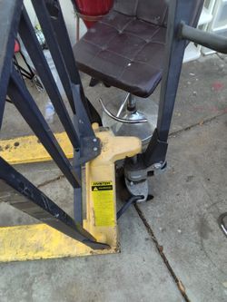 Hyster Manuel Pallet Jack 4 Sale $250 obo