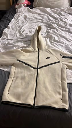Nike Tech Fleece Full-Zip Hoodie