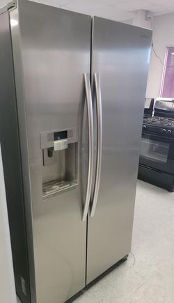 Samsung Side-by-Side Stainless Steel Refrigerator
