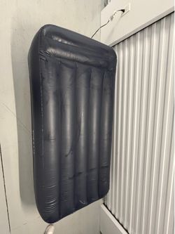 Inflatable Air Mattress – Twin Size