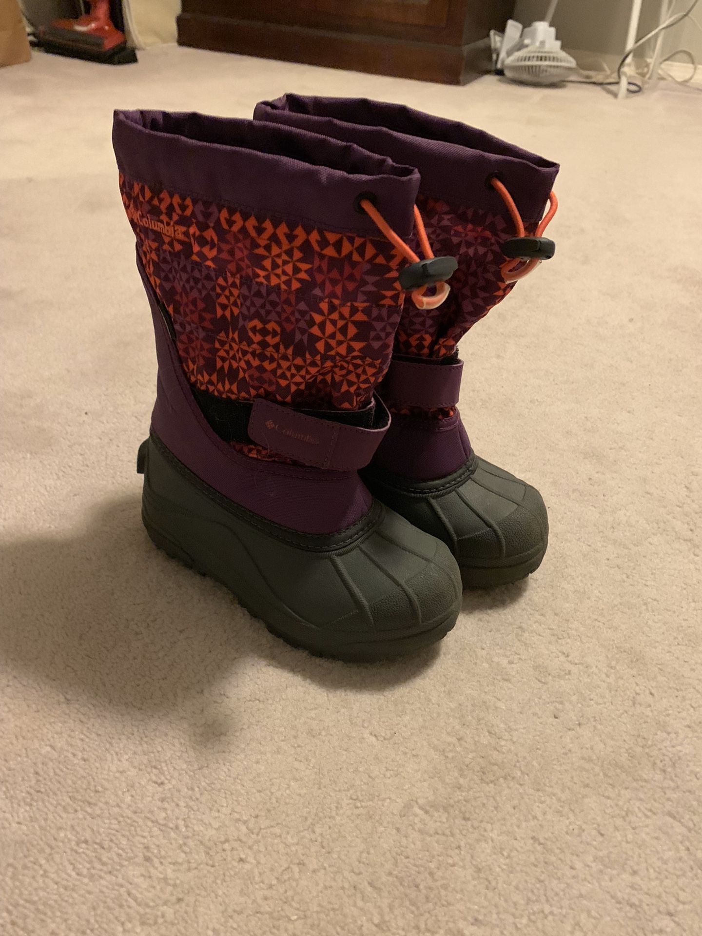 GIRLS Columbia Powderbug snow boots, size 1, NEW