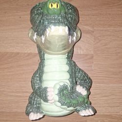 Captain cook crocodile potting plants